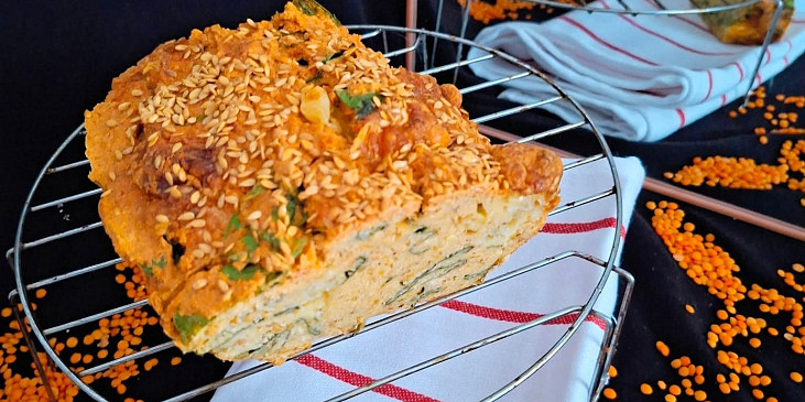 Čočkový chlebíček se špenátem a mozzarellou