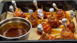 Kuřecí paličky ve slanině