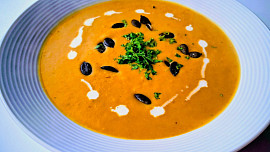 Polévka z muškátové dýně (vhodná pro diabetiky)