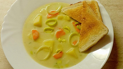 Krém z brambor, mrkve a pórku