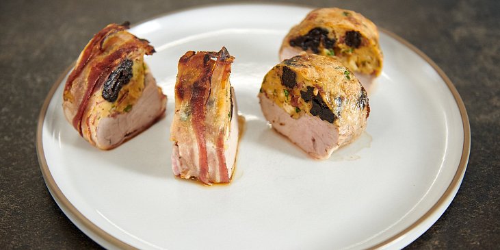 Vepřová panenka s nádivkou ze sušených švestek podle Mirka Kaliny