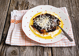 Bramborová kaše s povidly