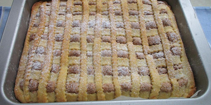 Křehký ořechový koláč