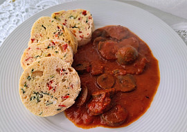 Krůtí srdíčka na ajvaru a lučinový knedlík (nízkosacharidová strava pro diabetiky)