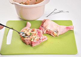 Nadívaná kuřecí stehýnka