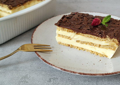 Pudinkový dezert se sušenkami