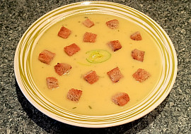 Smetanová pórková polévka