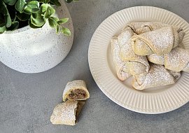 Svatomartinské rohlíčky s ořechovou náplní