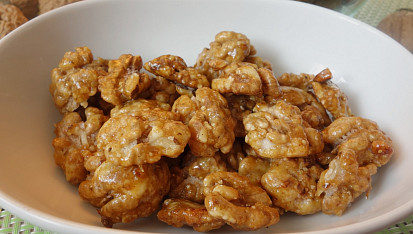 Vlašské ořechy v karamelu