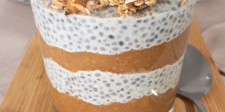 Chia pudink à la jablečný štrúdl