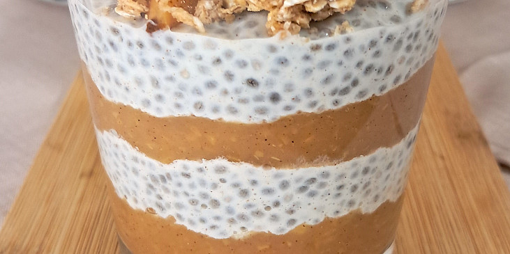 Chia pudink à la jablečný štrúdl