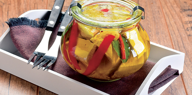 Hermelín v pikantním nálevu