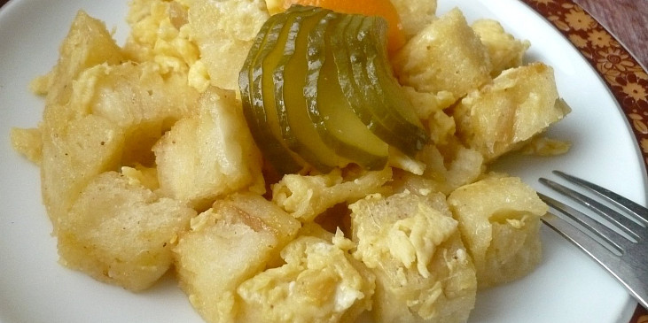 Knedlík ve vajíčku