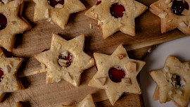 Linecké hvězdičky s mandlemi podle Josefa Maršálka