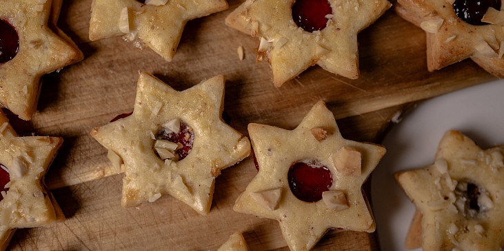 Linecké hvězdičky s mandlemi podle Josefa Maršálka