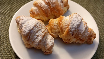 Mini listové zákusky s krémem