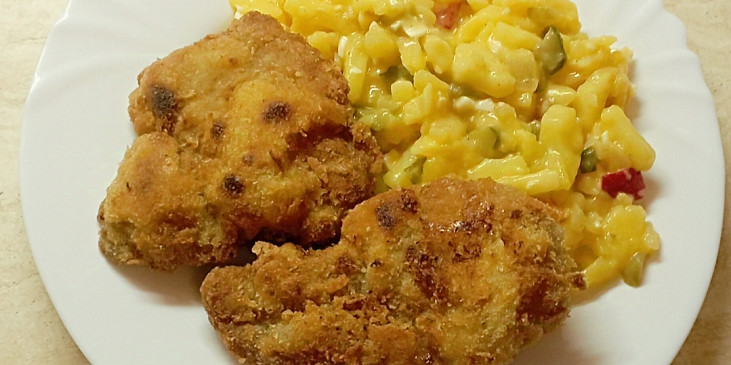 Bramborový salát s cibulovou zálivkou