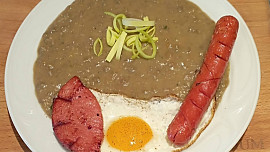 Čočka na kyselo se sázeným vejcem