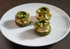 Extra pistáciový Paris-Brest podle Heleny Fléglové