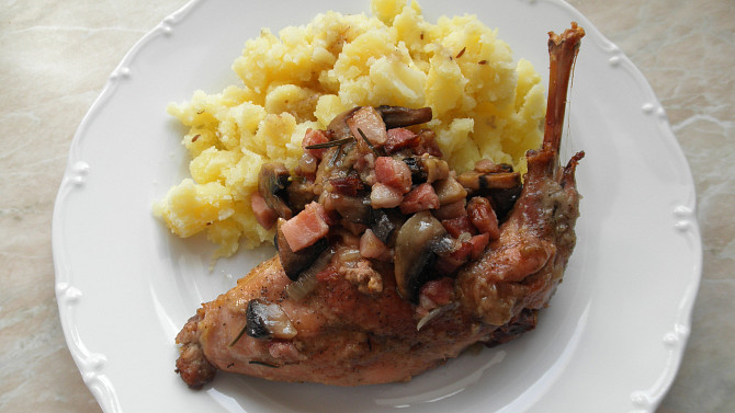 Králík na víně se žampiony, Králík na víně se žampiony