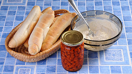 Křenové jednohubky s jeřabinou