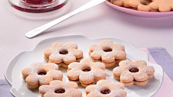 Linecké kytičky z pohankové mouky