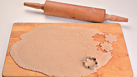 Linecké kytičky z pohankové mouky