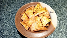 Nejrychlejší domácí nachos z tortilly