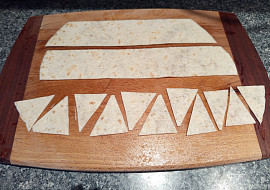 Nejrychlejší domácí nachos z tortilly