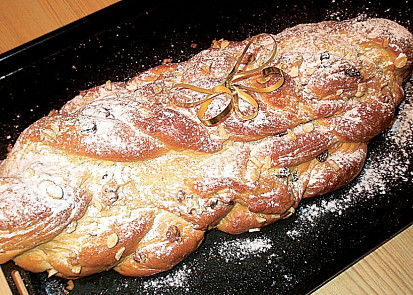 Vánočka z domácí pekárny