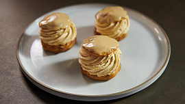 Větrník se slaným karamelem podle Heleny Fléglové