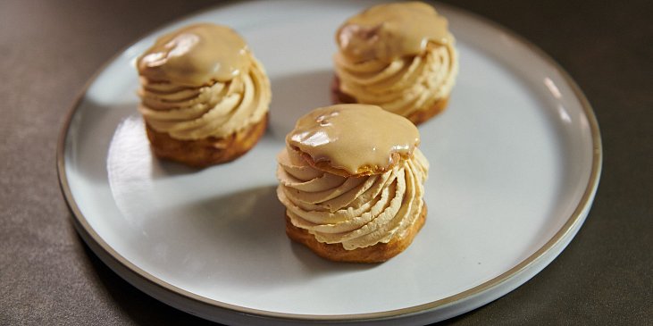 Větrník se slaným karamelem podle Heleny Fléglové