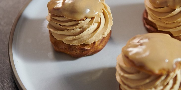 Větrník se slaným karamelem podle Heleny Fléglové