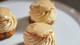 Větrník se slaným karamelem podle Heleny Fléglové