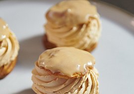 Větrník se slaným karamelem podle Heleny Fléglové