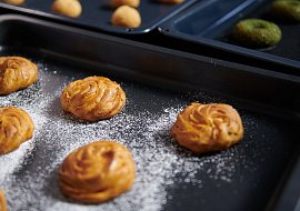 Větrník se slaným karamelem podle Heleny Fléglové