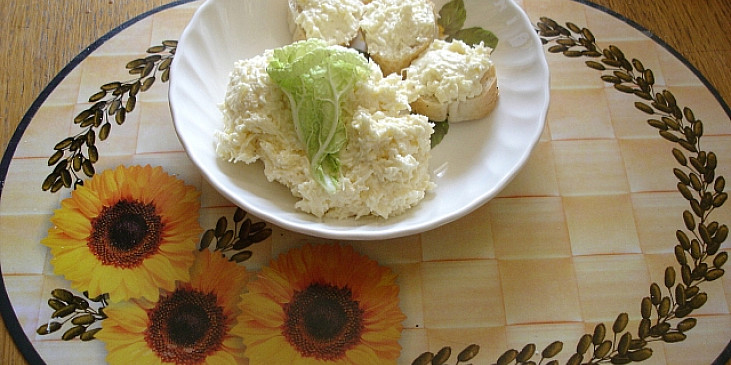 Česnekovo-sýrová pomazánka