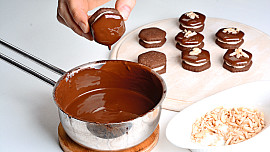 Čokoládová kolečka s mandlemi