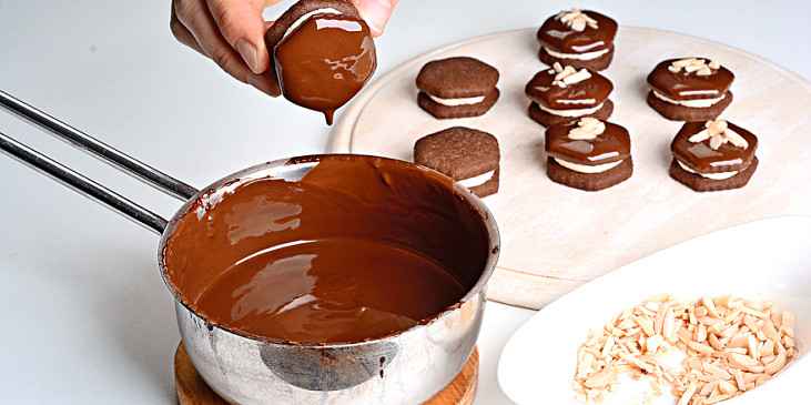 Čokoládová kolečka s mandlemi