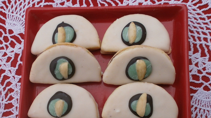 Kočičí oči z lineckého těsta