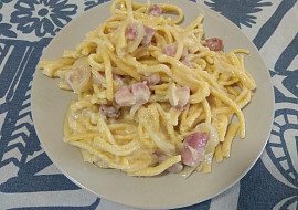Domácí spaghetti alla carbonara