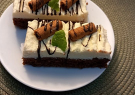 Hrníčkové řezy s vanilkovým krémem