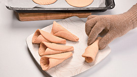 Medové kornoutky s krémem