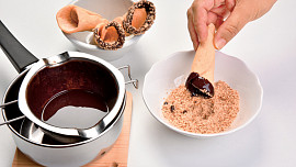 Medové kornoutky s krémem