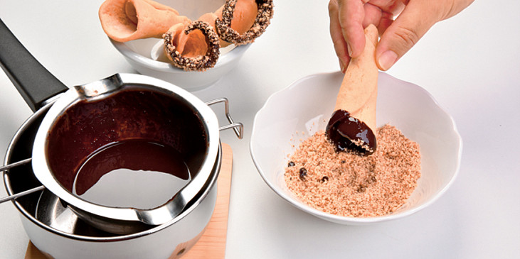 Medové kornoutky s krémem