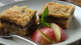 Sypaný jablkový koláč