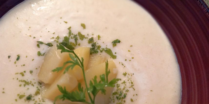 Italská krémová smetanová bramboračka