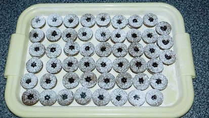 Makové koláčky s povidly - cukroví