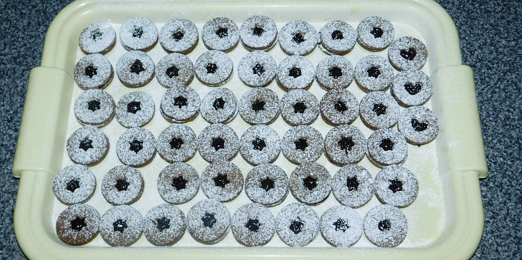 Makové koláčky s povidly - cukroví