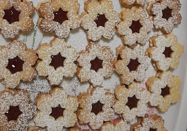 Nejen vánoční linecké vykrajované cukroví